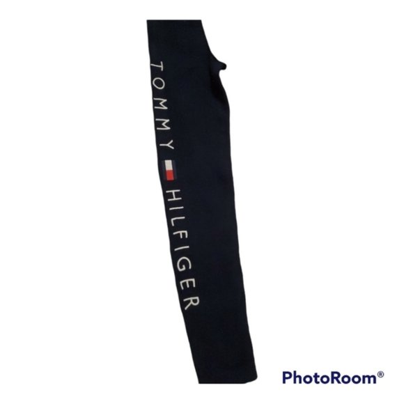 TOMMY Hilfiger colour block 100% cotton knit long sleeve crewneck pullover - Picture 3 of 6